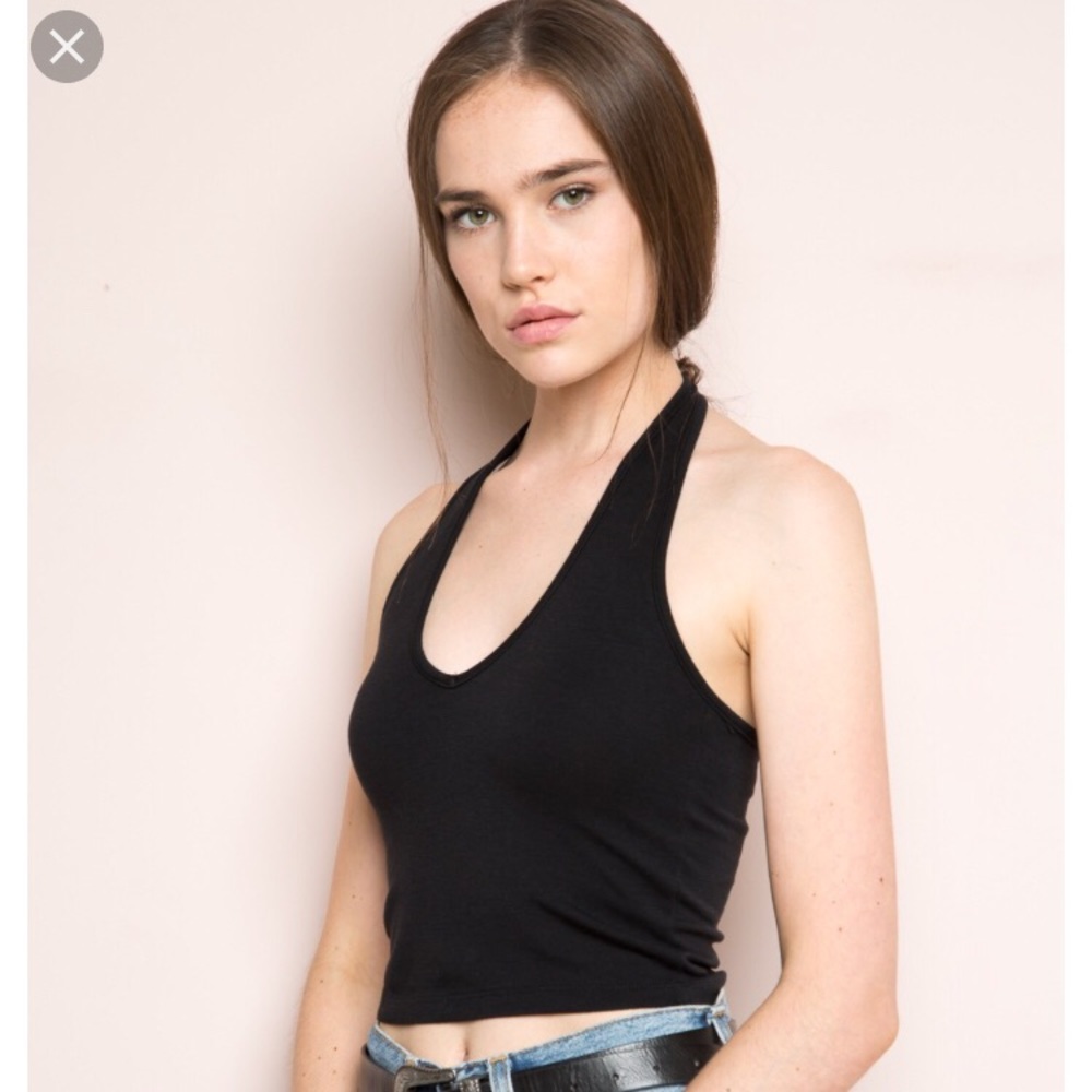 Brandy 🖤 Melville top